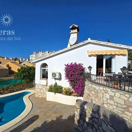 Beautiful Private With Heated Pool