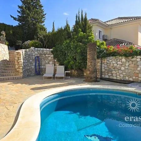 Beautiful Private With Heated Pool Fuengirola