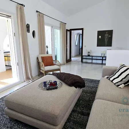 Вілла Beautiful Private With Heated Pool Фуенхірола