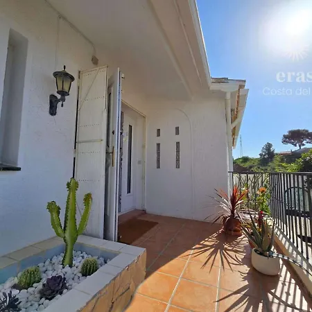 Stunning With A Private Pool Perfect For A Relaxing Getaway V100 Villa *