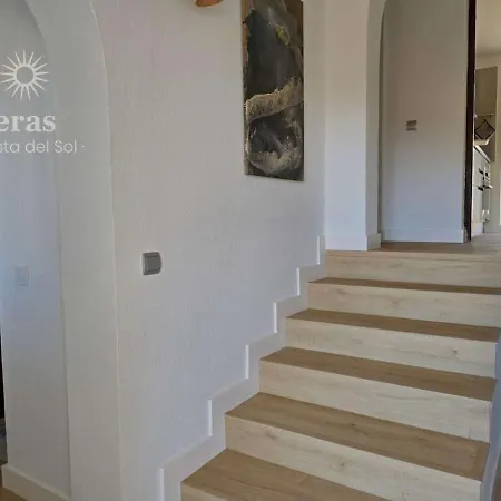 Villa Stunning With A Private Pool Perfect For A Relaxing Getaway V100 *