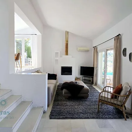 Stunning With A Private Pool Perfect For A Relaxing Getaway V100 * Fuengirola